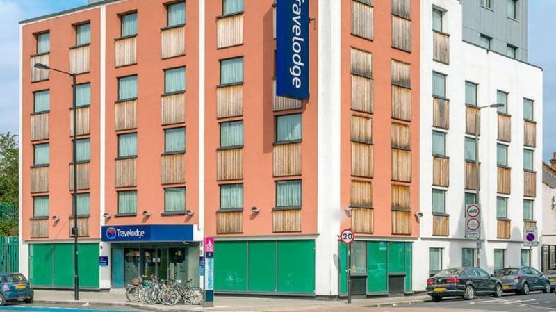 Travelodge London Balham Exteriör bild